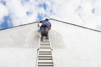 Peinture extérieure à Saint-Pierre-des-Tripiers — façades et ravalement
